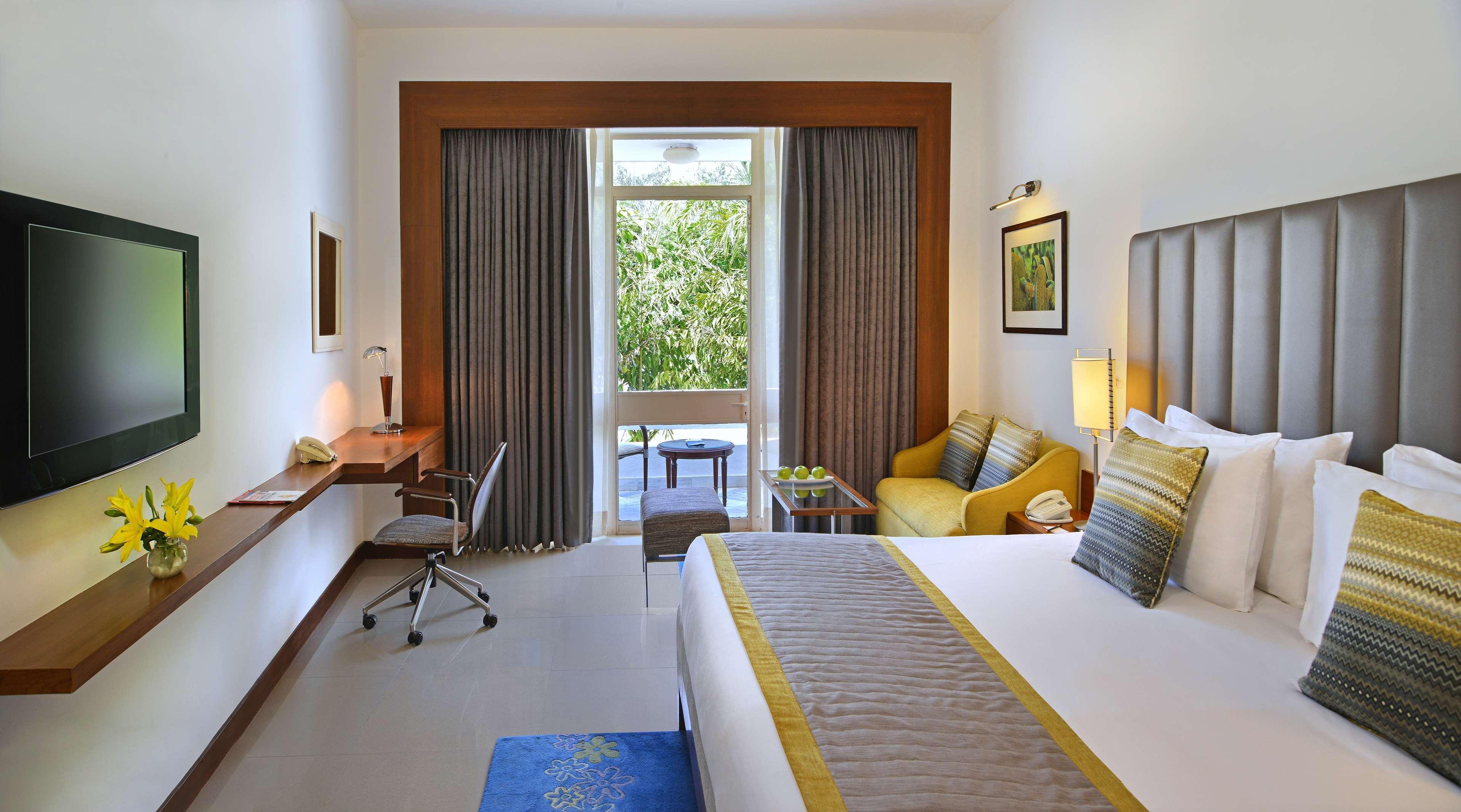 Radisson Jass Hotel, Khajuraho Exterior photo