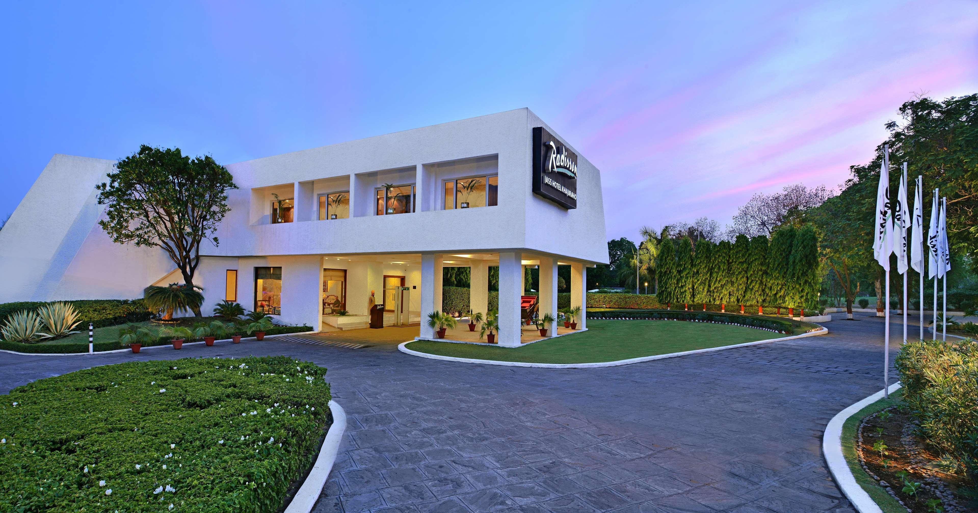 Radisson Jass Hotel, Khajuraho Restaurant photo