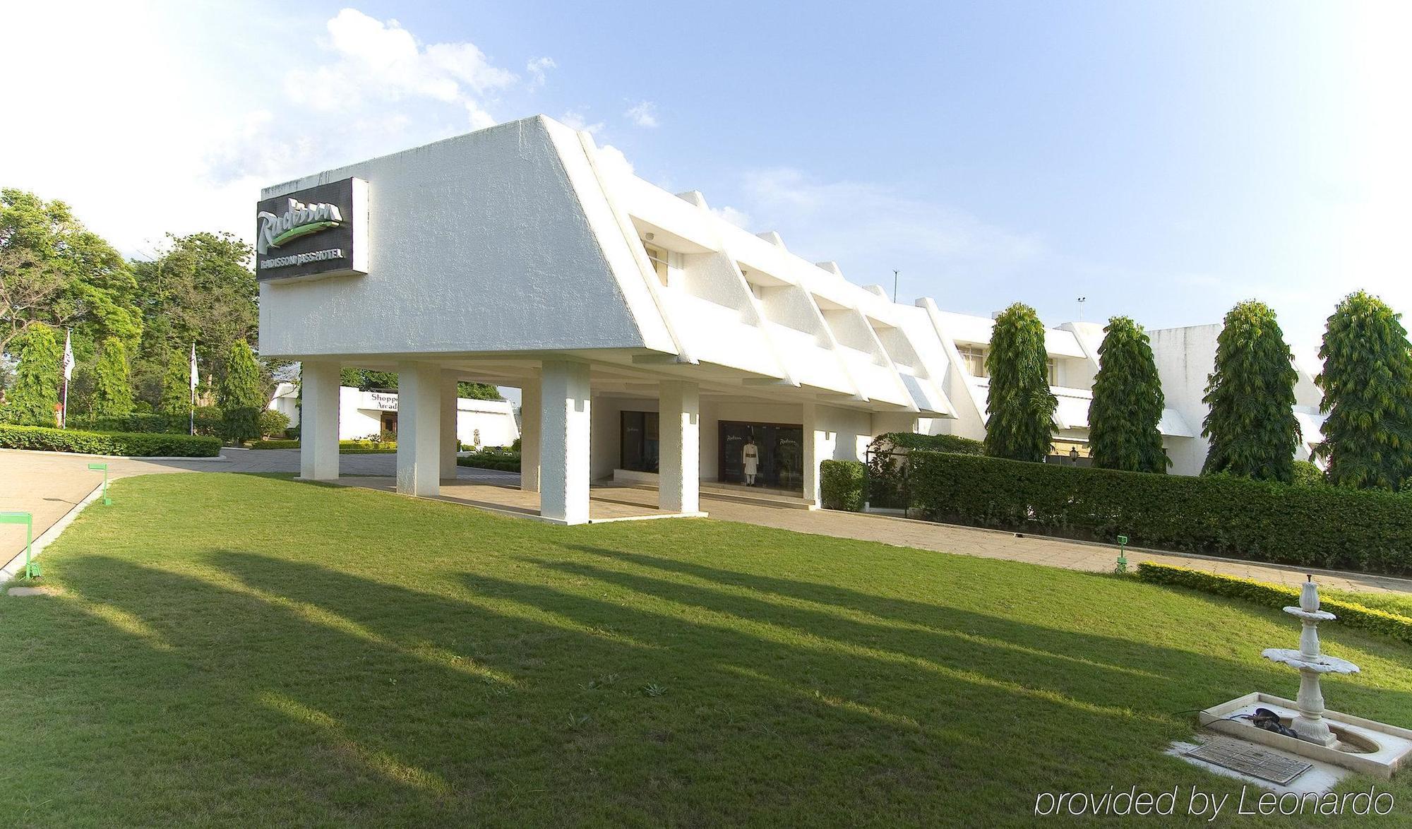 Radisson Jass Hotel, Khajuraho Exterior photo