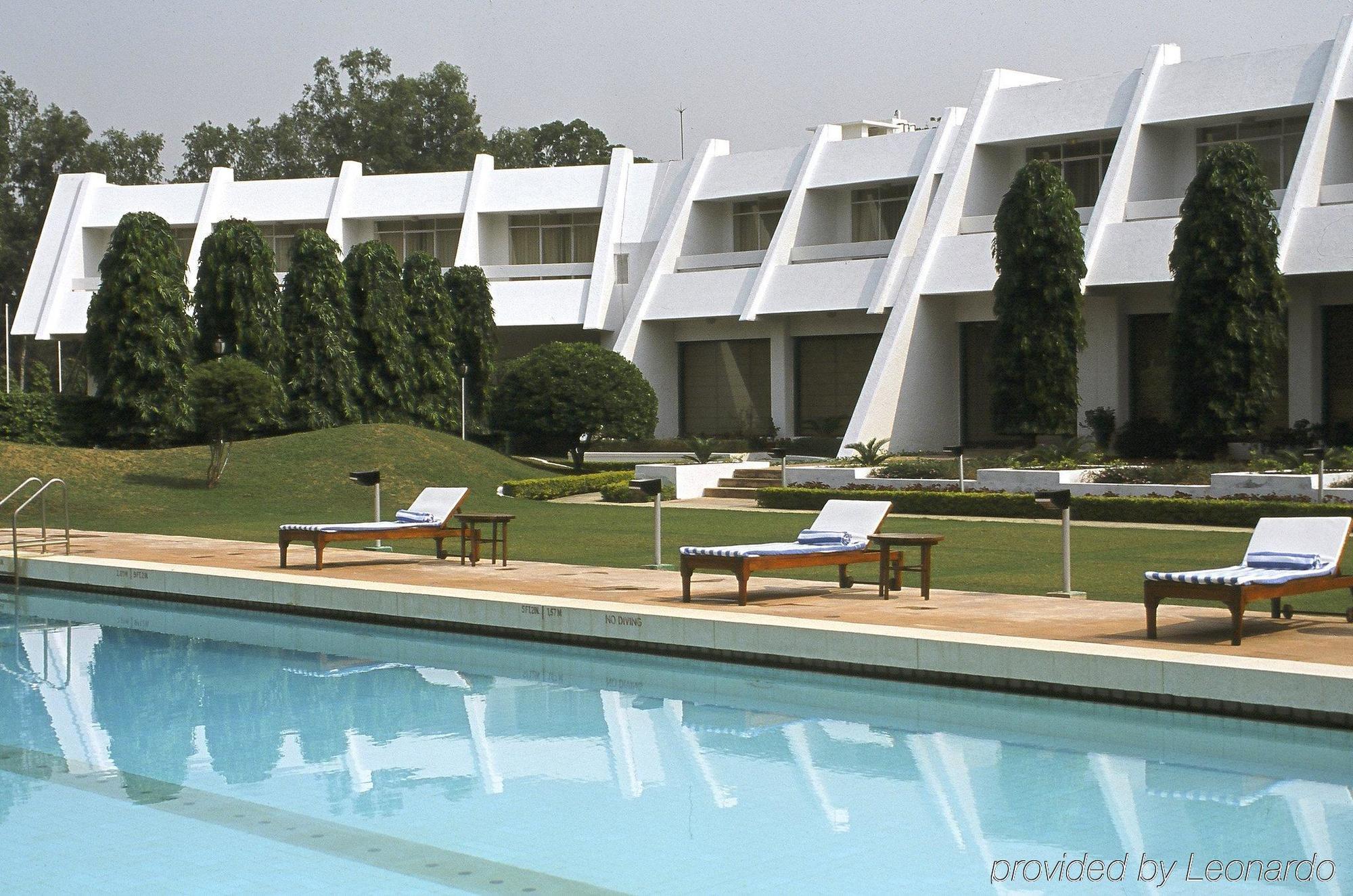Radisson Jass Hotel, Khajuraho Exterior photo